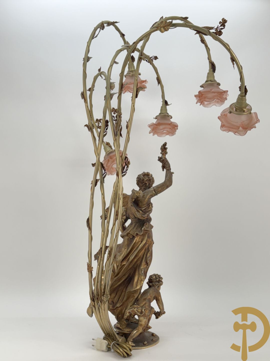 POITE getekend - Vuurverguld bronzen beeld van dame met kinderen houdende een toorts, achteraan 5 lichtpunten