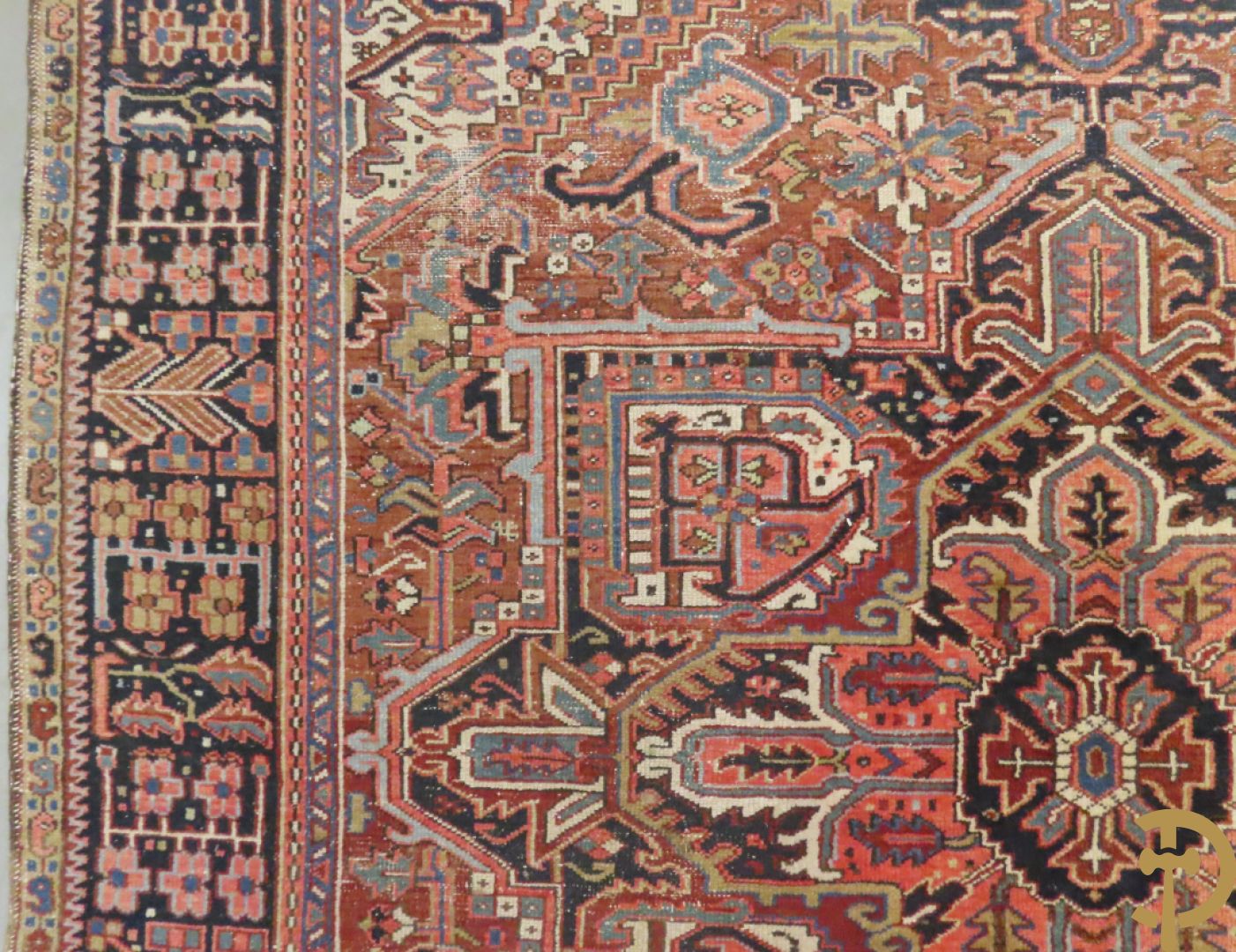 Antiek oosters handgeknoopt tapijt Heriz