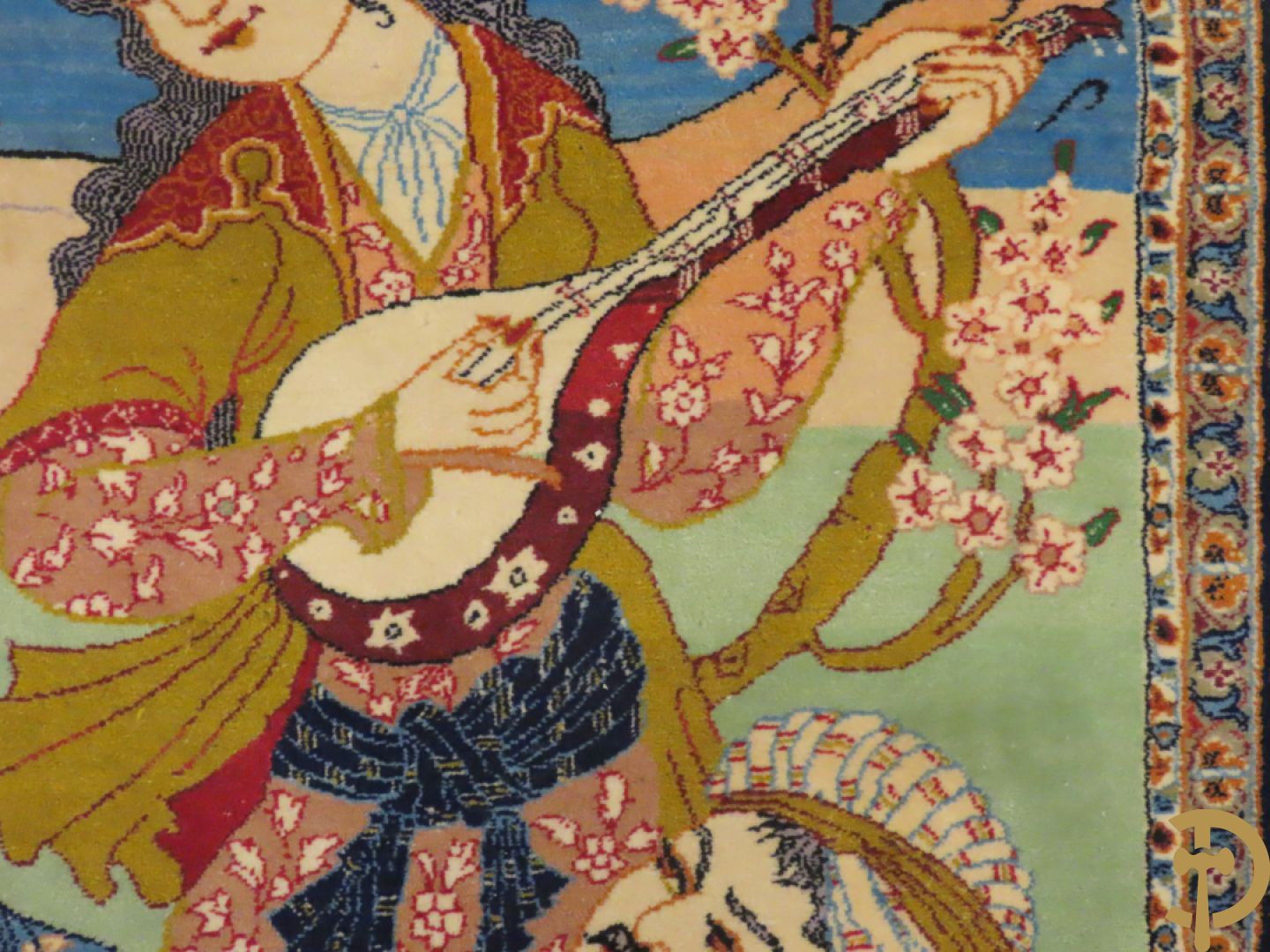 Perzisch handgeknoopt geïllustreerd tapijt met decor van musicerende dame en drinkende man