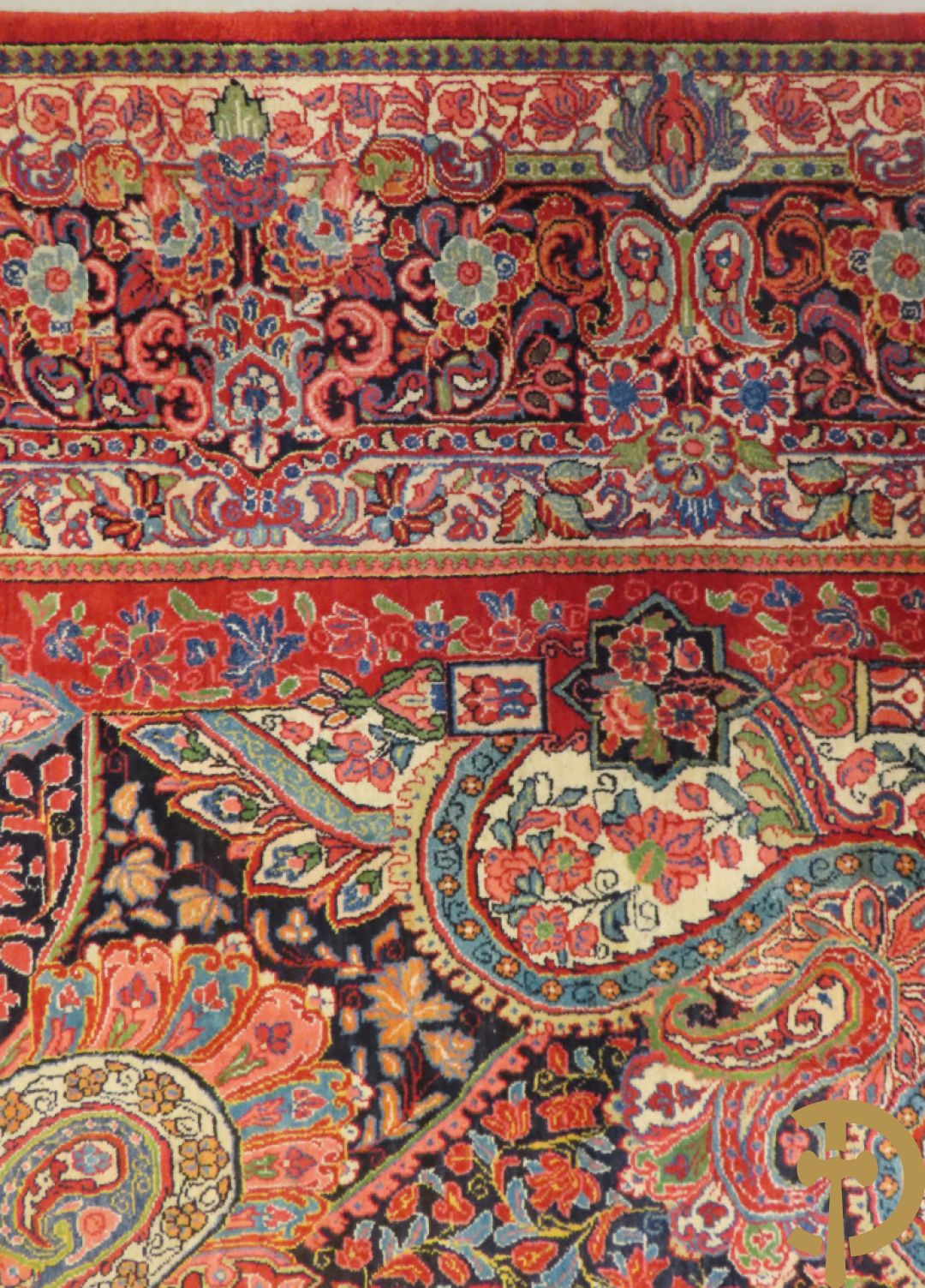 Oosters handgeknoopt tapijt met cashmeremotieven