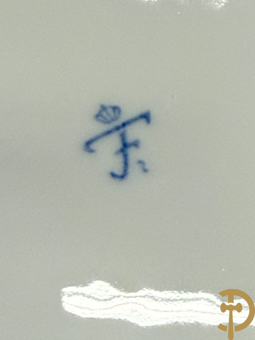 Porseleinen eetservies met bloemendecor, Eschenbach + Porseleinen eet- en koffieservies met gebloemde rand, Fürstenberg