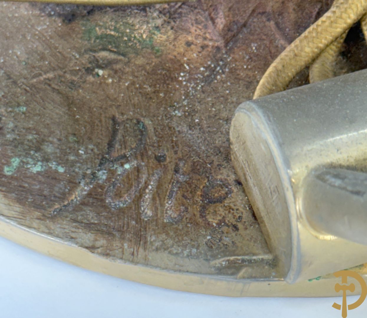 POITE getekend - Vuurverguld bronzen beeld van dame met kinderen houdende een toorts, achteraan 5 lichtpunten