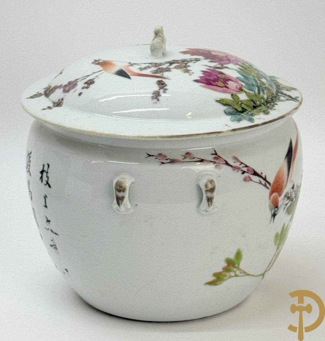 Chinese porseleinen dekselpotiche met vogel- en bloemendecor + Chinese porseleinen dekselkom met bloemen- en vogeldecor