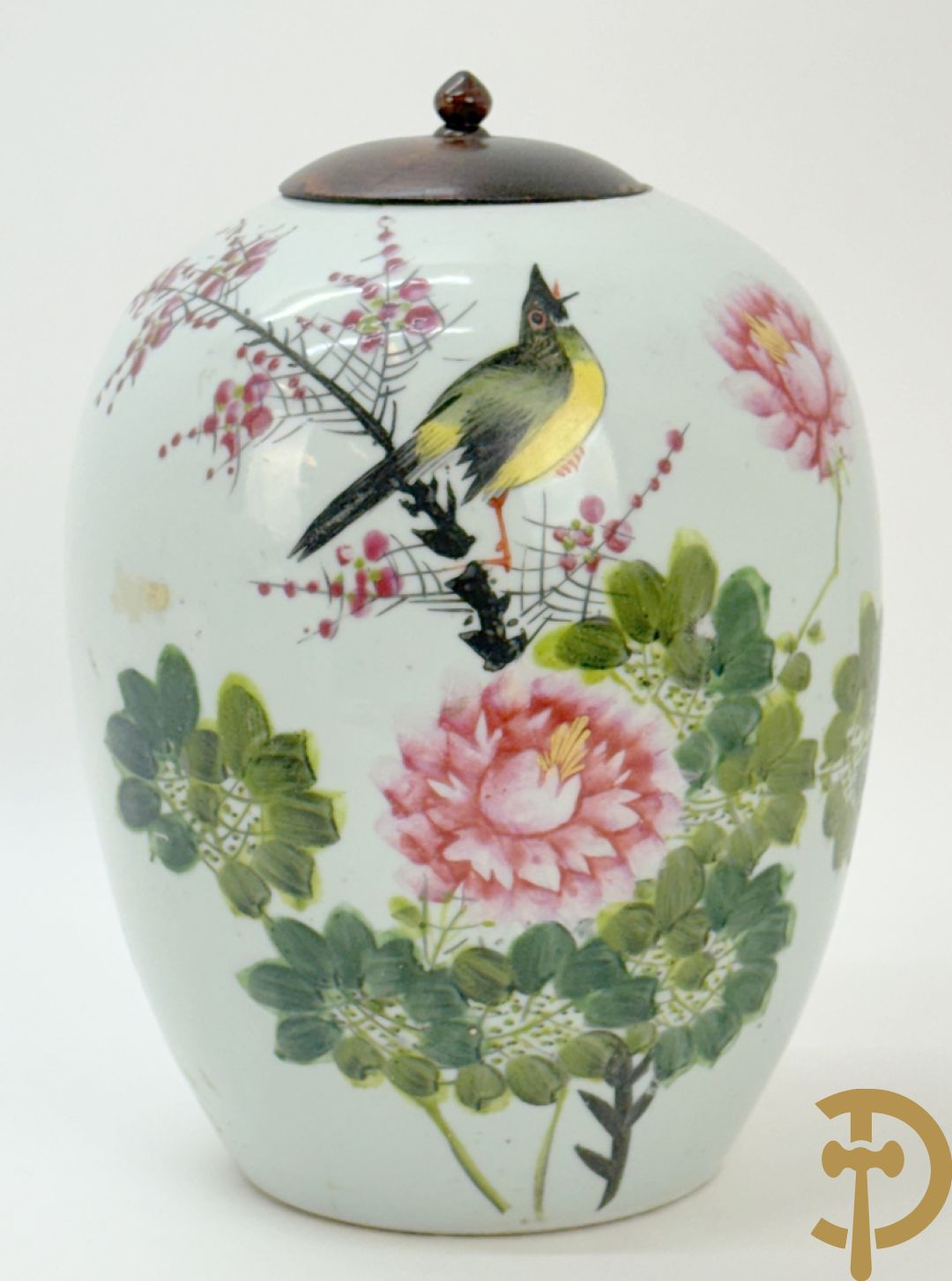 Chinese porseleinen dekselpotiche met vogel- en bloemendecor + Chinese porseleinen dekselkom met bloemen- en vogeldecor