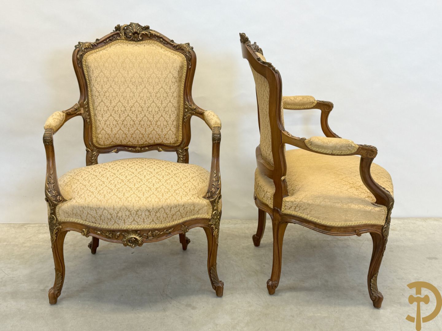 Notelaren Louis XV canapé en 2 armzetels met rocailles