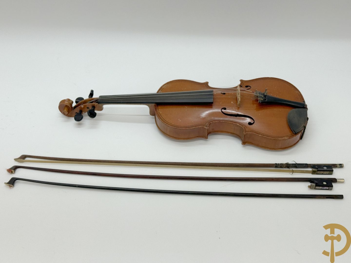 Oude viool, Caspar Da Salo N. Brescia getekend binnenin