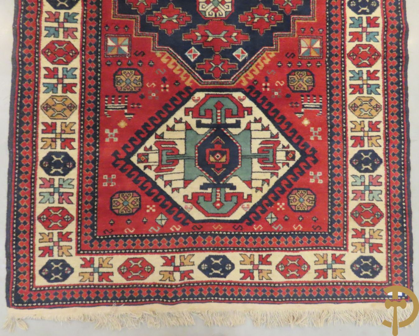 Twee oosterse handgeknoopte tapijten Hamadan en Kaukasus