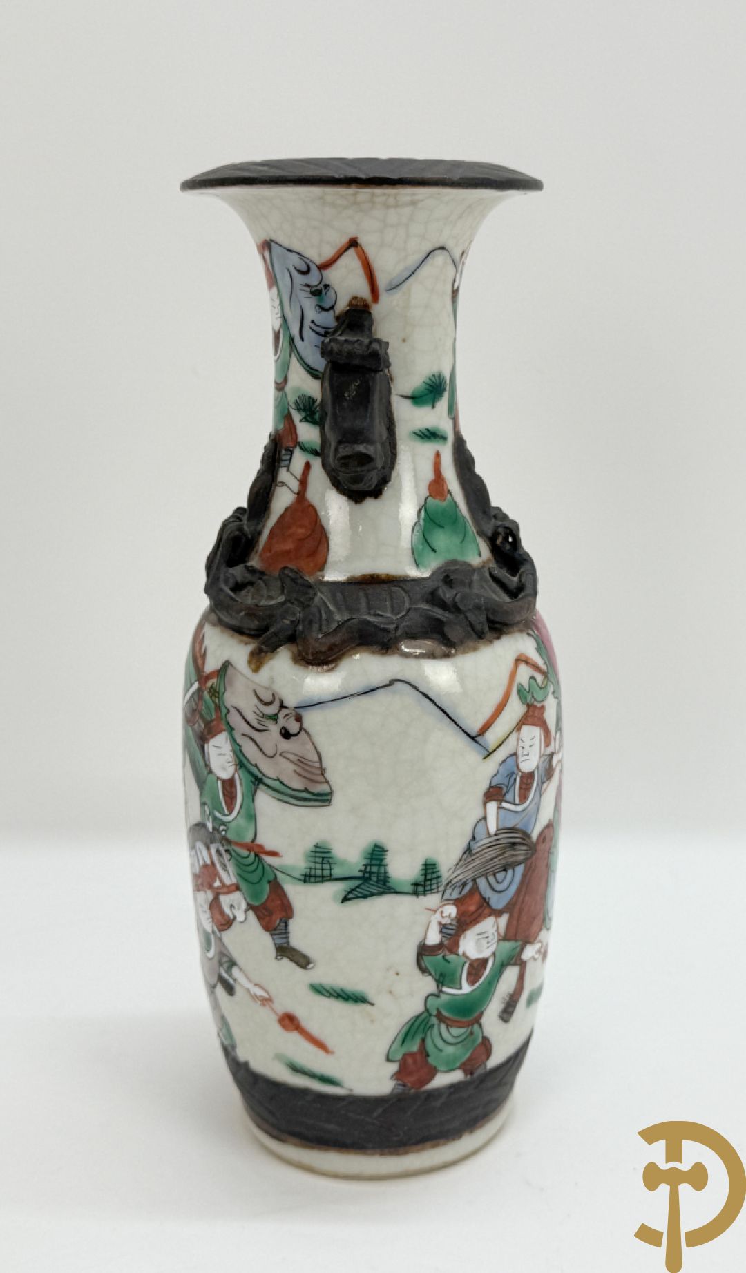 Twee fo-honden, Nankin vaas en Imari bord