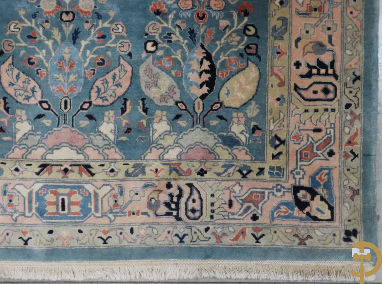 Oosters handgeknoopt tapijt Keshan met bloemen- en vogelmotieven