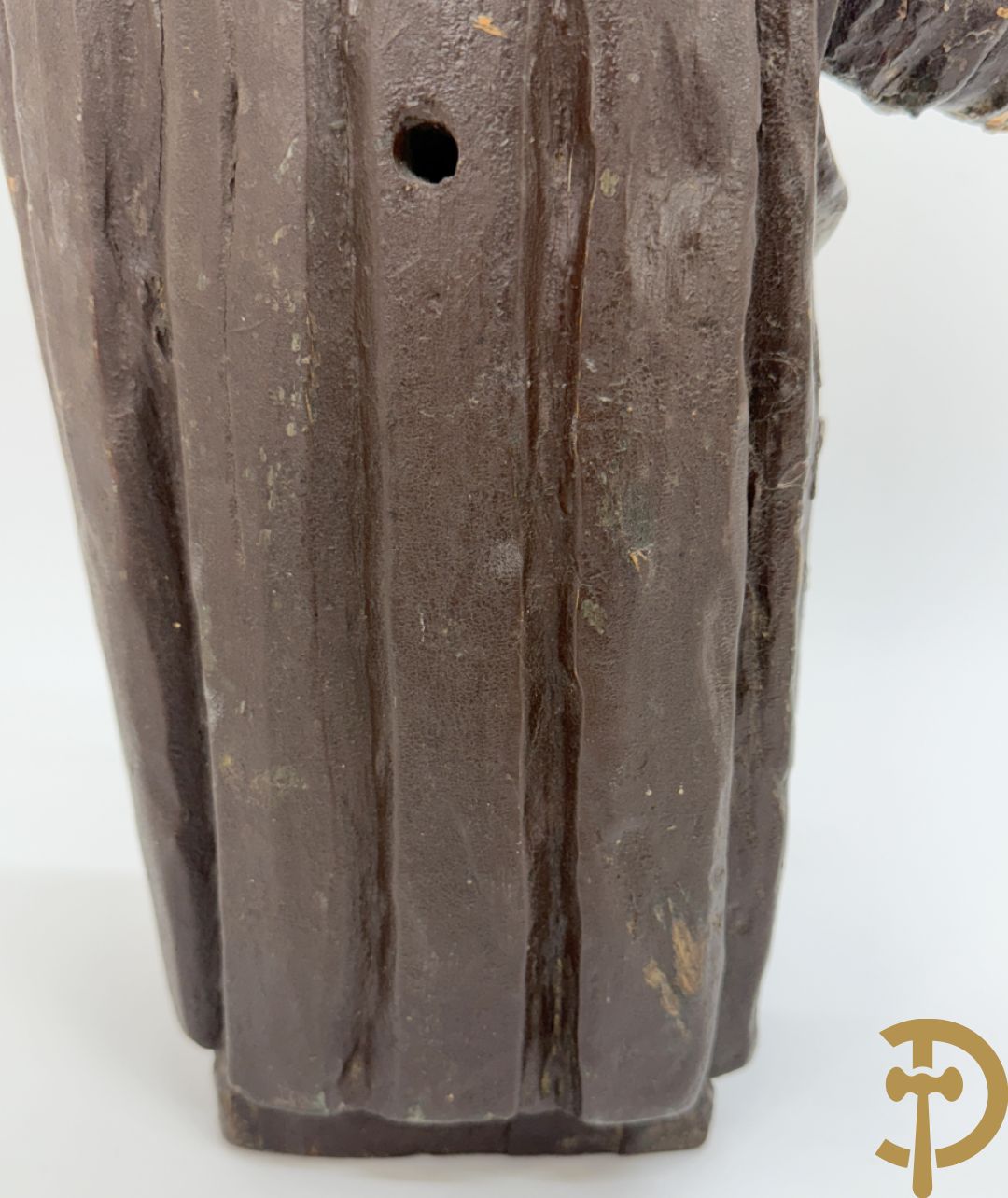 Gepolychromeerde houtsculptuur van Sint-Antonius met kind + gepolychromeerde houtgesculpteerde Madonna met kind + houtsculptuur van Sint-Jacob