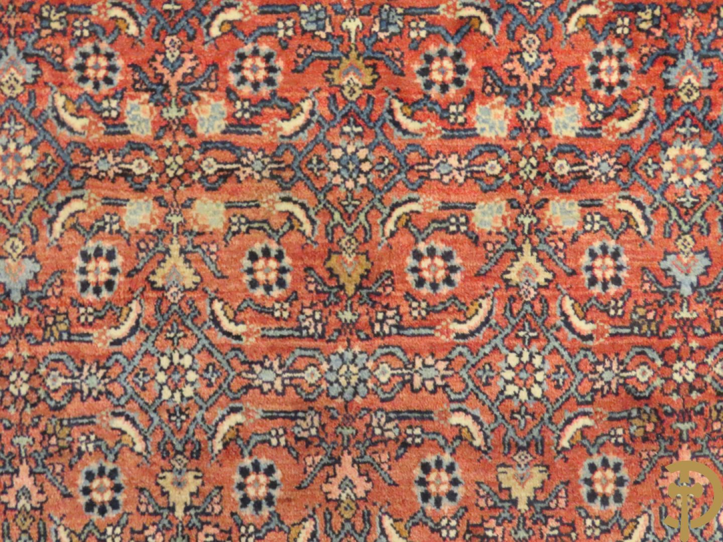 Oosters handgeknoopt tapijt