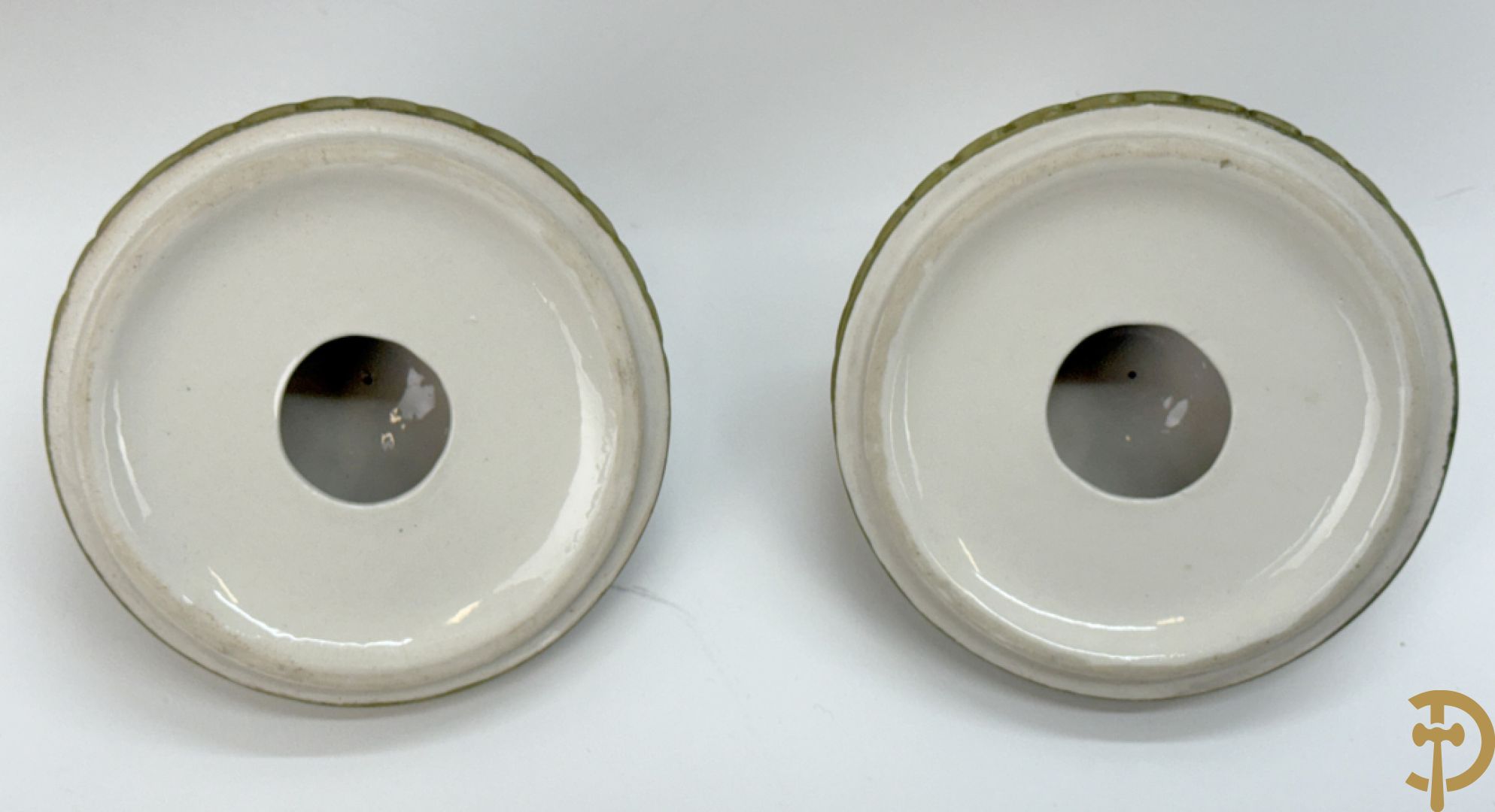 Paar Royal Dux dekselvazen, nummer 5447