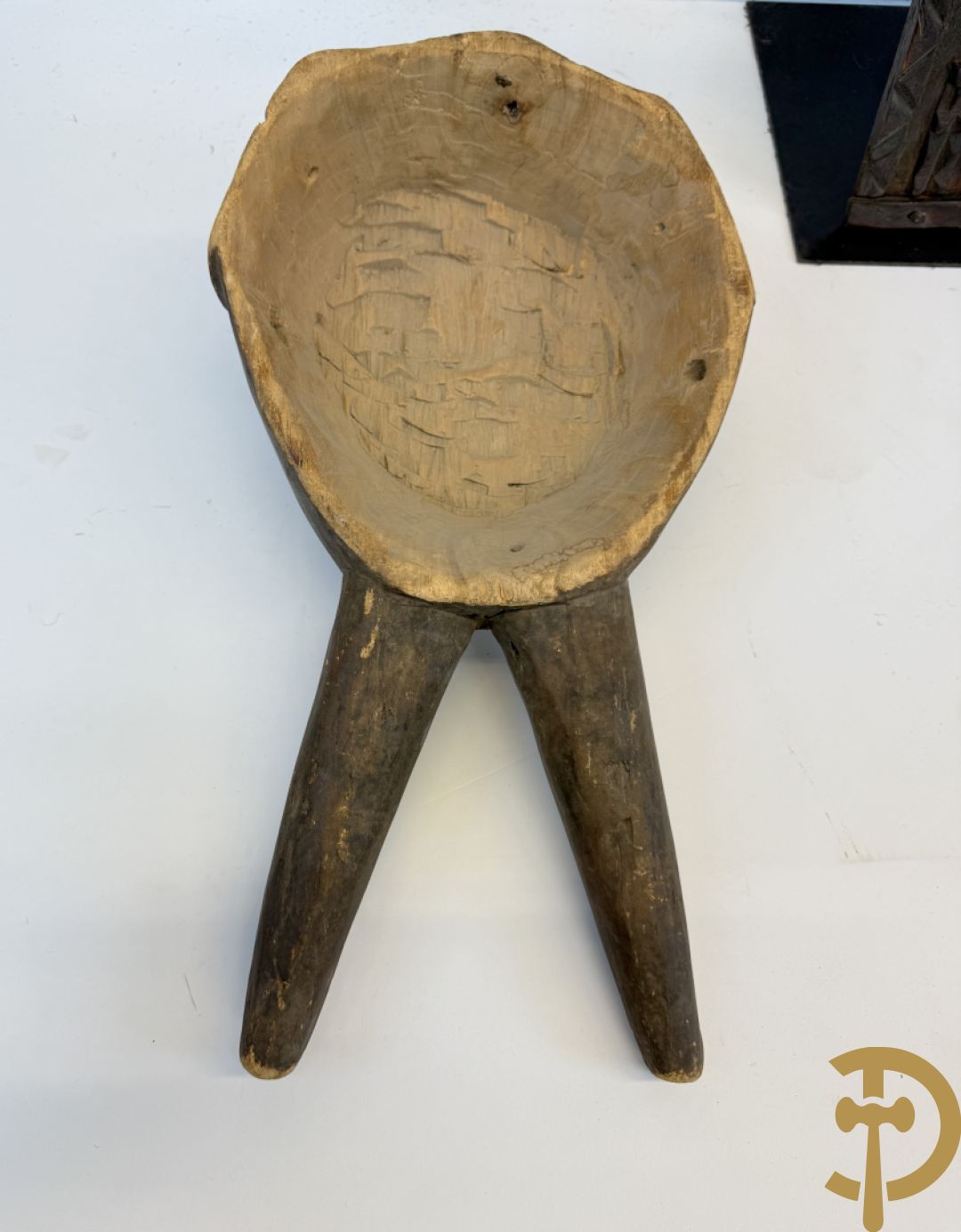 Afrikaanse sculpturen en maskers w.o. Sangye, Dogon, Lega