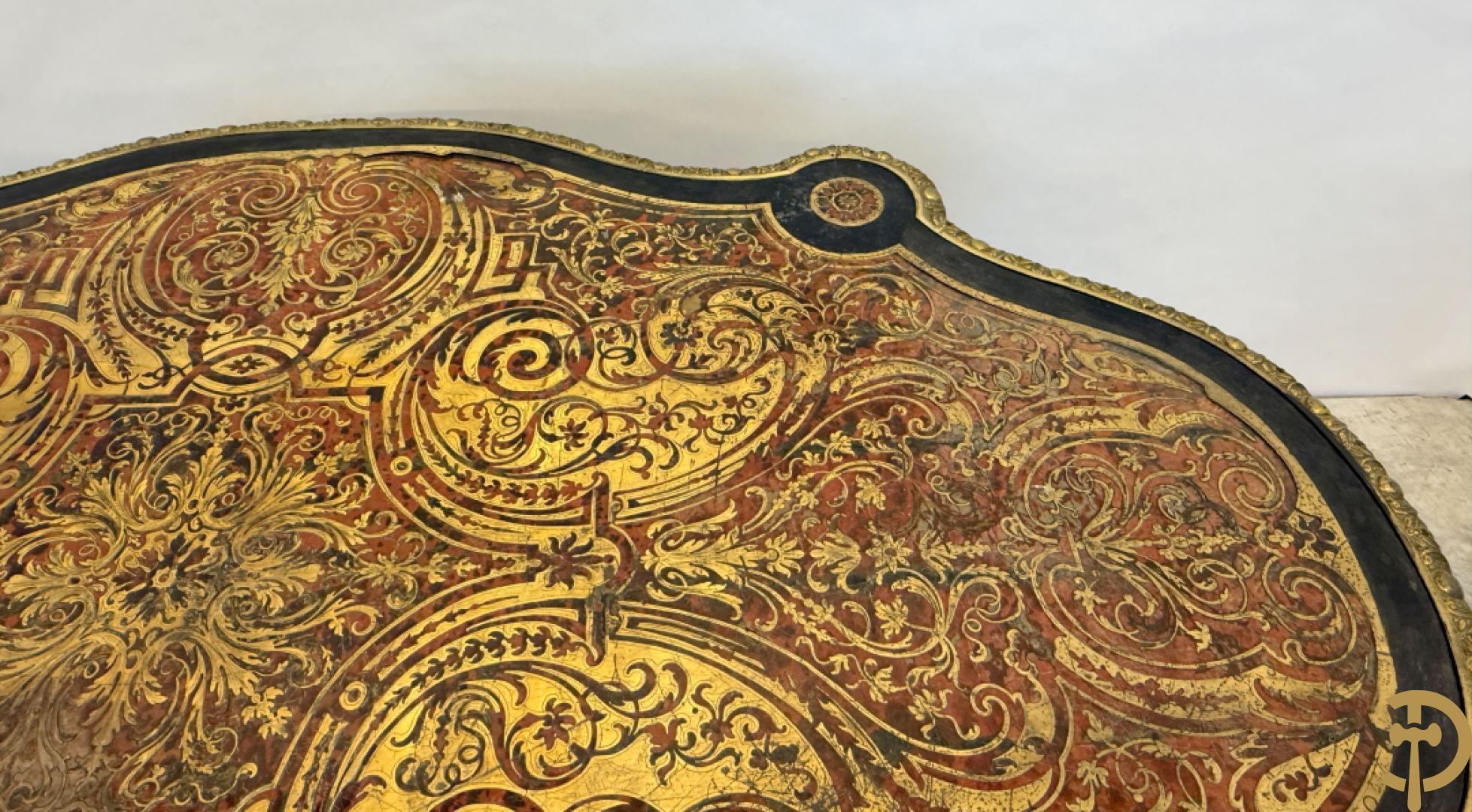 Boulle tafel met lade, Napoleon III, met mooi koperinleg en bronzen ornamenten, 19e