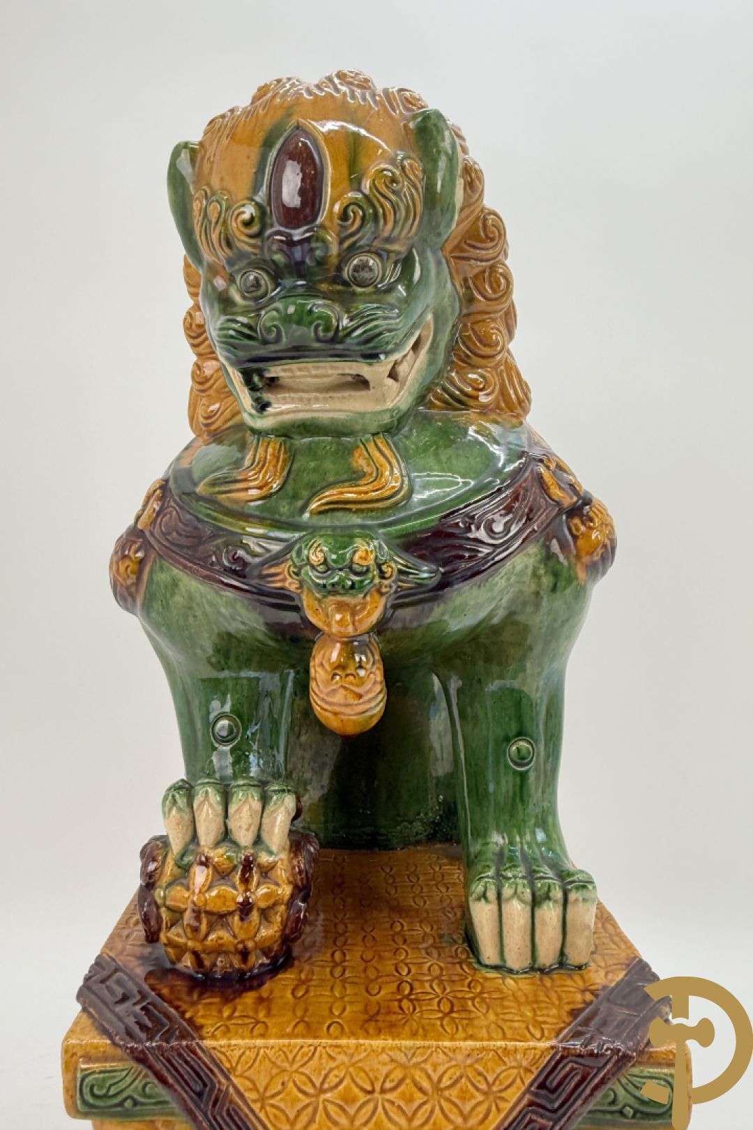 Paar Aziatische geglazuurde Aziatische fo-honden