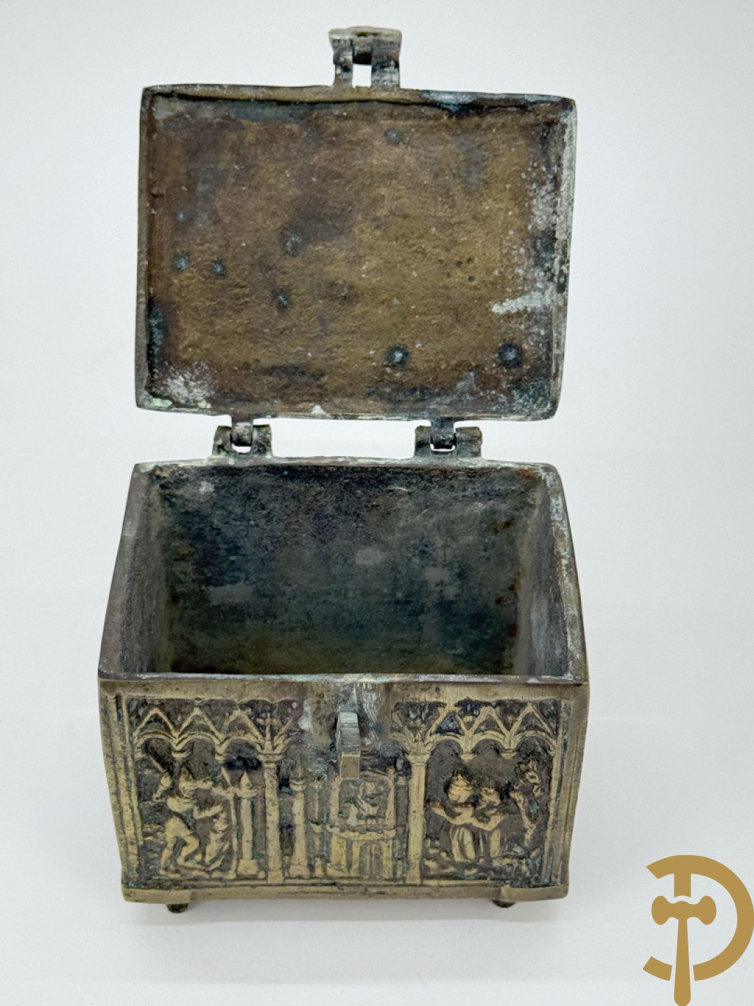 Vierdelige koperen Russische reisikoon + bronzen Neo Gotisch koffertje