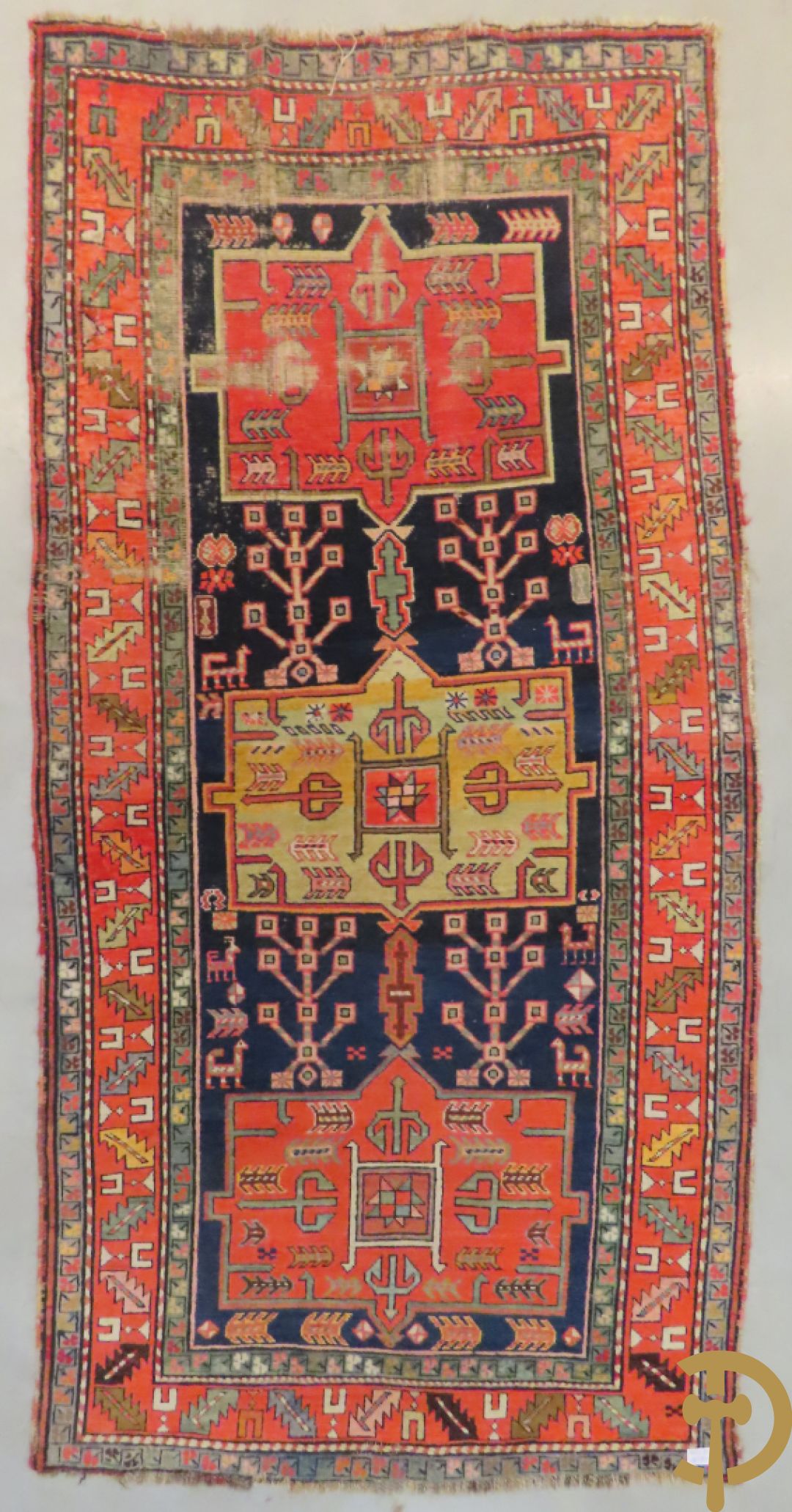 Drie oosterse handgeknoopte tapijten Kaukasus