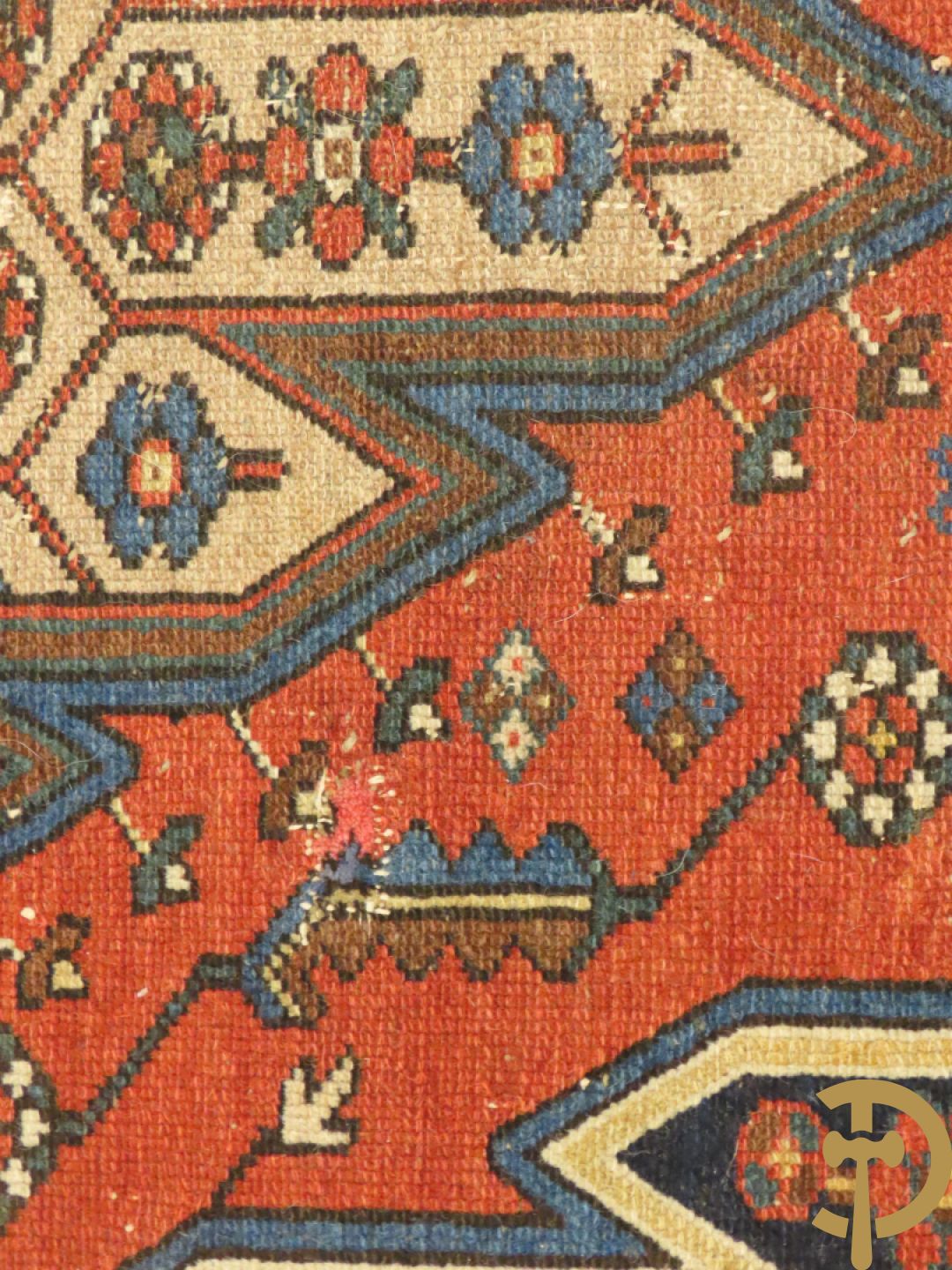 Drie oosterse handgeknoopte tapijten Kaukasus