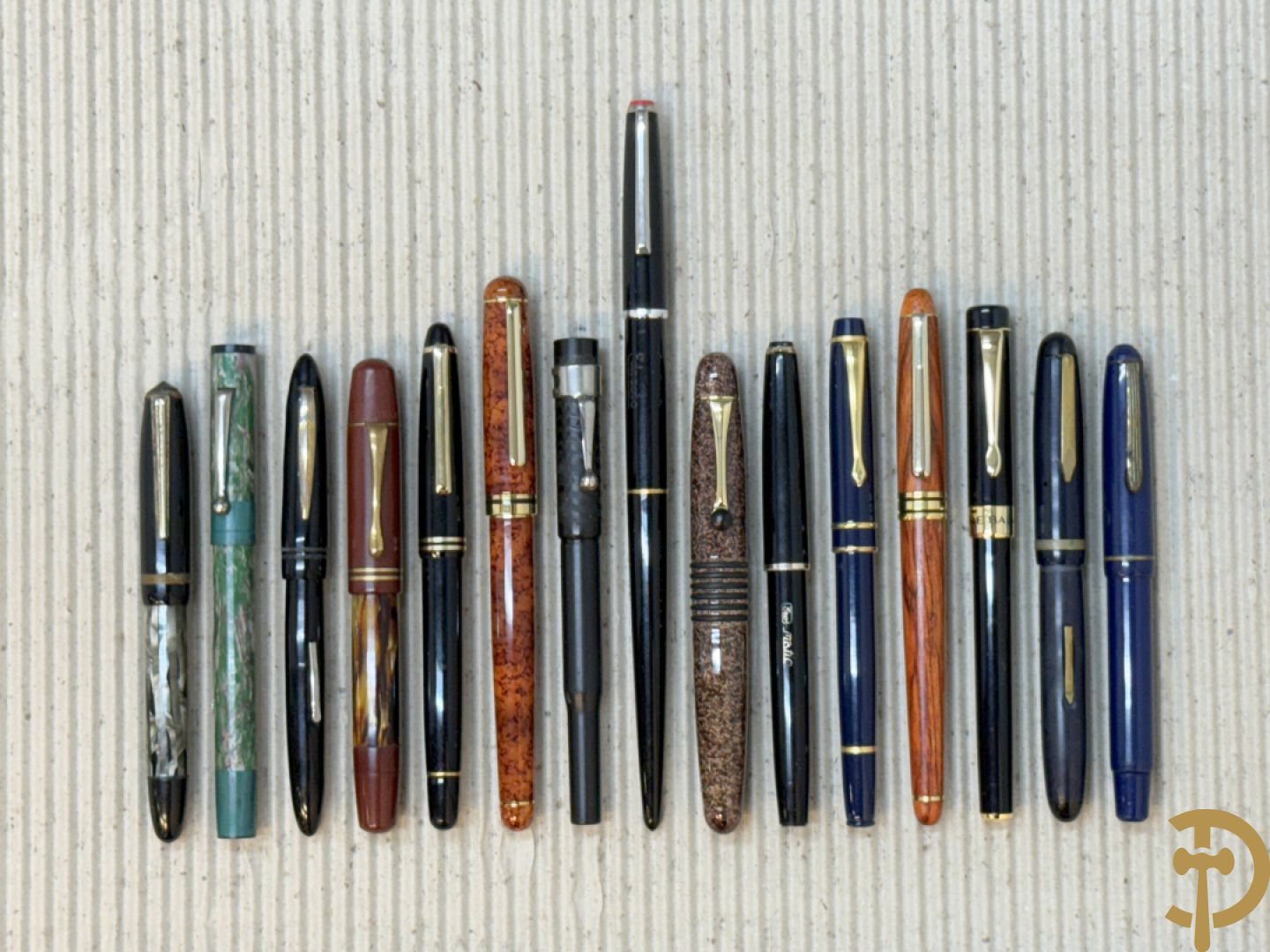 Vijftien oude vulpennen w.o. 5 uit de jaren 