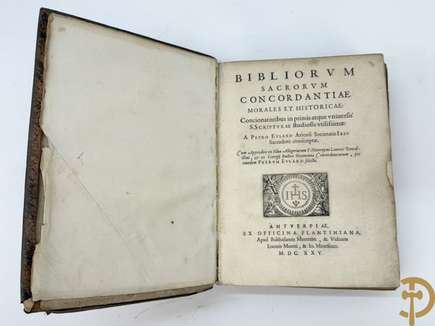 Reeks oude theologische boeken met lederen kaft 17e-18e w.o. Moralis Christiana, Missale Romanum  en Bibliorum Concordantia