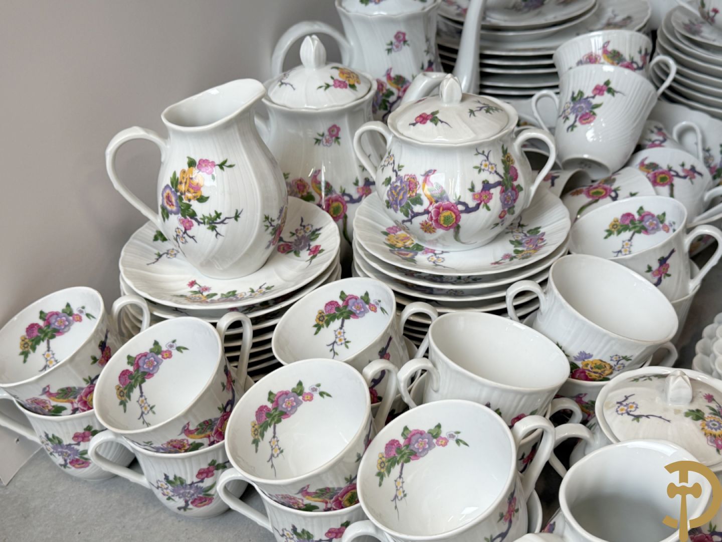 Porseleinen eet- (12-delig) en koffieservies (24- delig), Bernard Aud Limoges + porseleinen koffieservies, Haviland Limoges