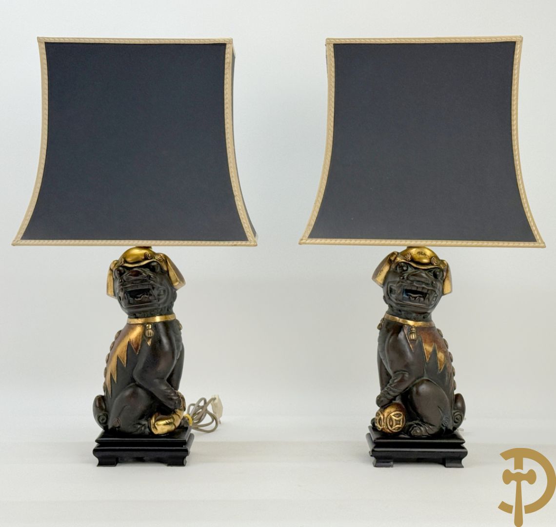 Paar fo-honden in keramiek gemonteerd als lampadaire