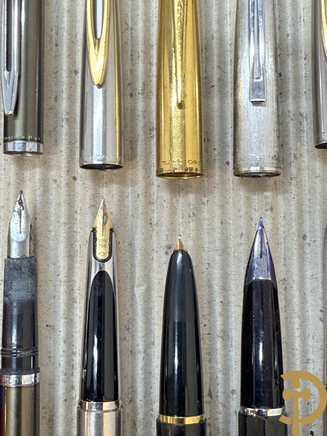 Zeven Waterman vulpennen + 2 Pelikan vulpennen