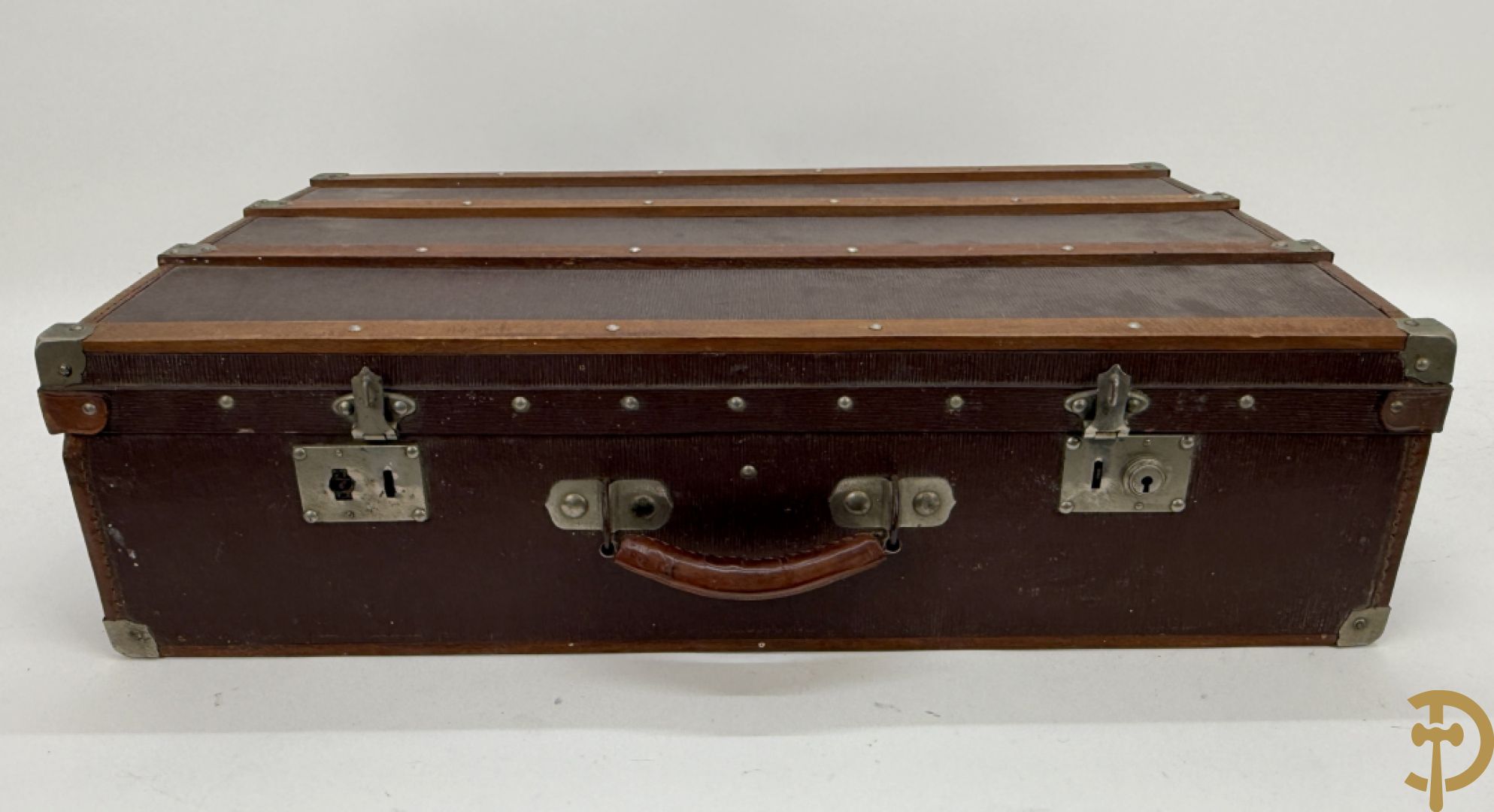 Japans uniform Dareifuku met kepie, epauletten, pluim en bijhorende foto