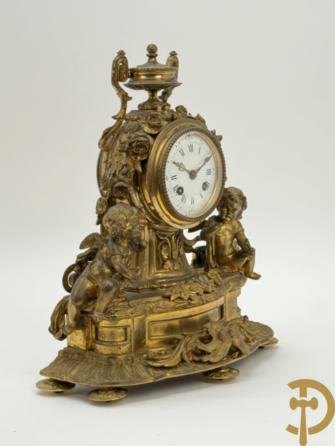 Bronzen pendule met paar cupido