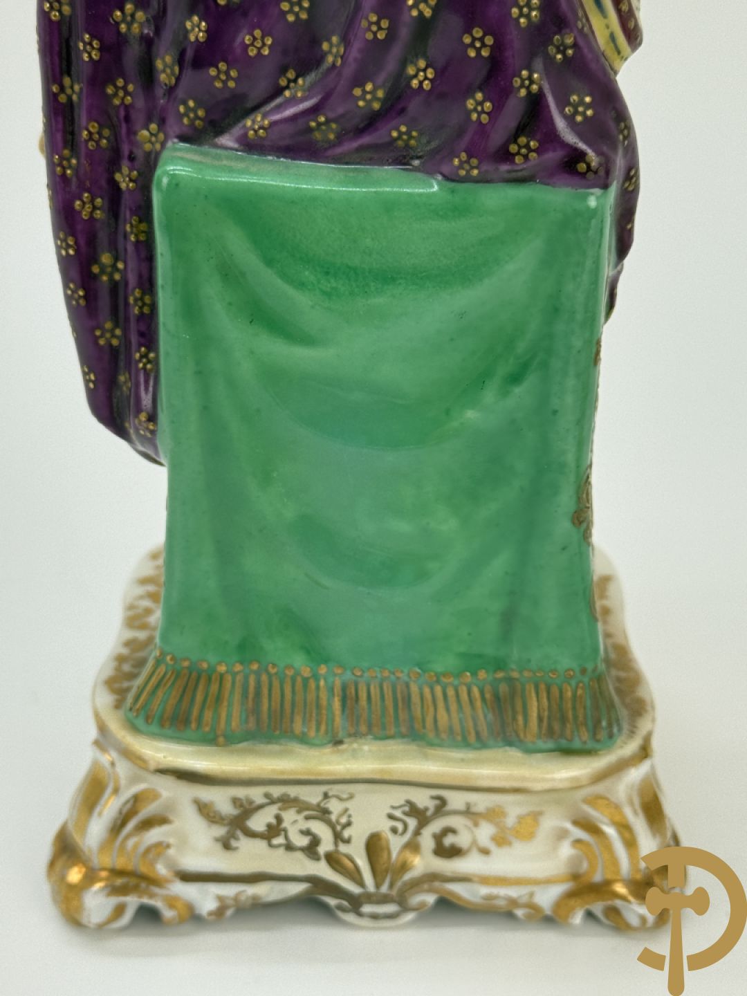 Paar 19e porseleinen Vieux Paris beeldjes van edelheer en edelvrouw