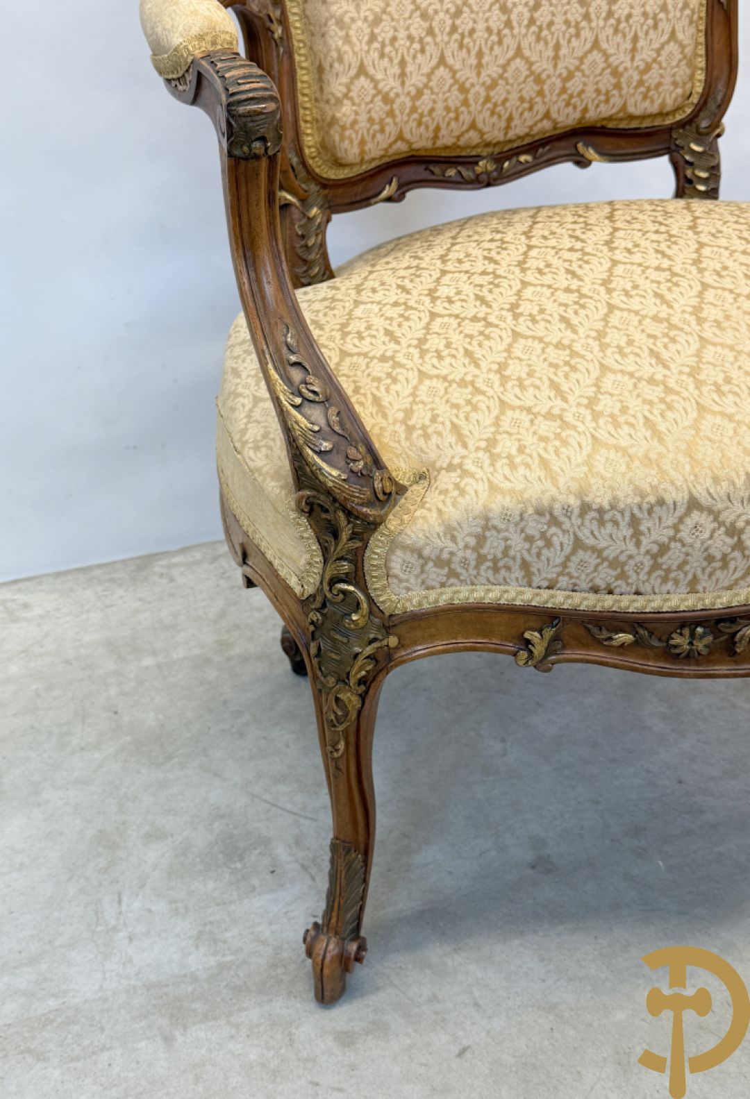 Notelaren Louis XV canapé en 2 armzetels met rocailles