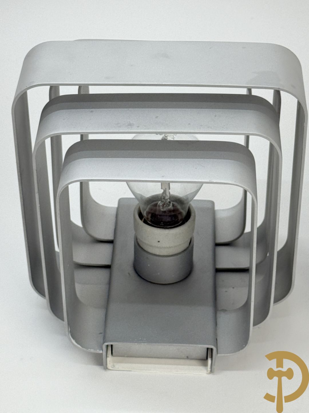 Paar wandlampen in zilverkleur naar Jules Wabbes, uitgegeven door Wever & Ducré