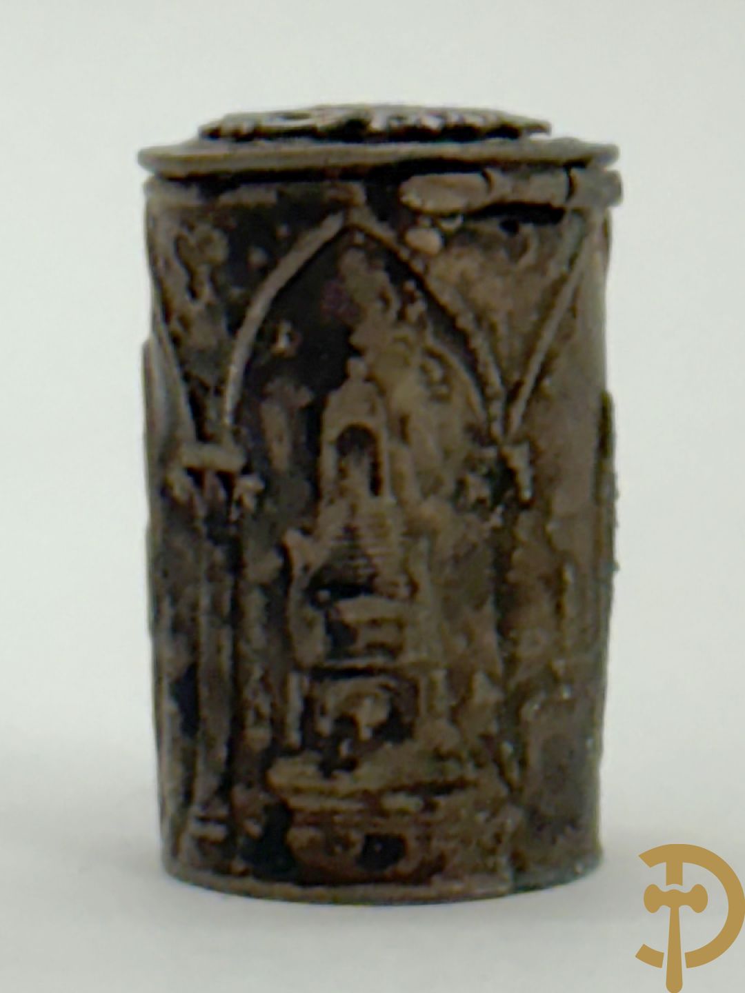 Grote relekwie en 3 kleine relikwieën + bijhorende documentatie