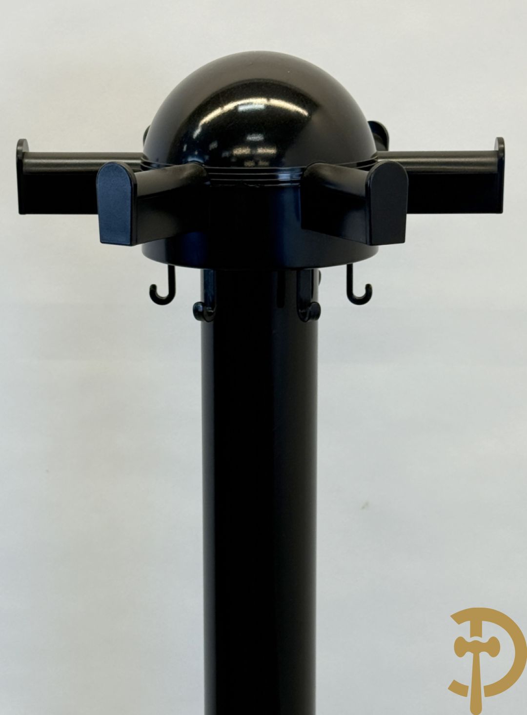 Zwarte plexi kapstok Kartell Centrokappa model 4653