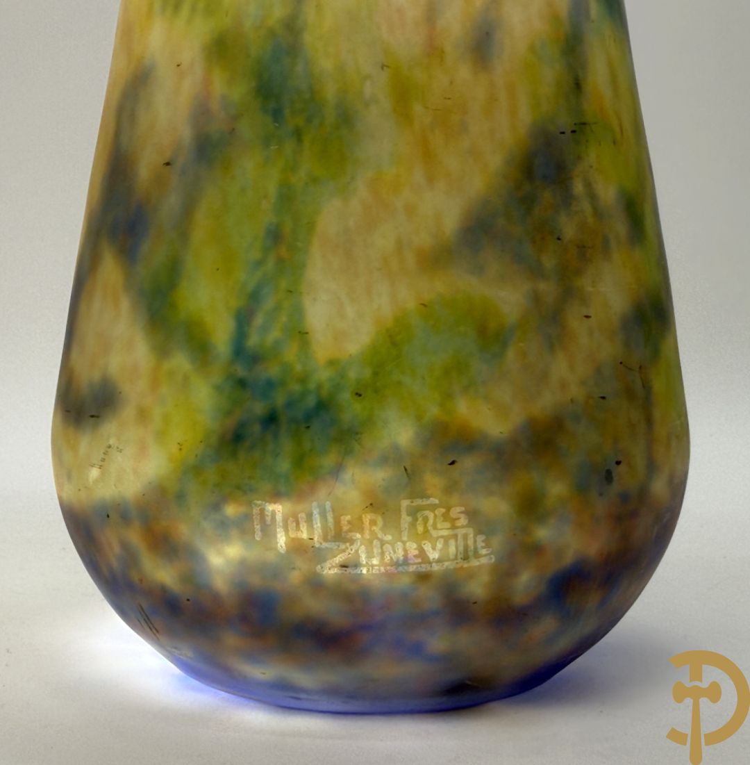 MÜLLER FRERES Luneville getekend, Art Deco vaas in glaspasta