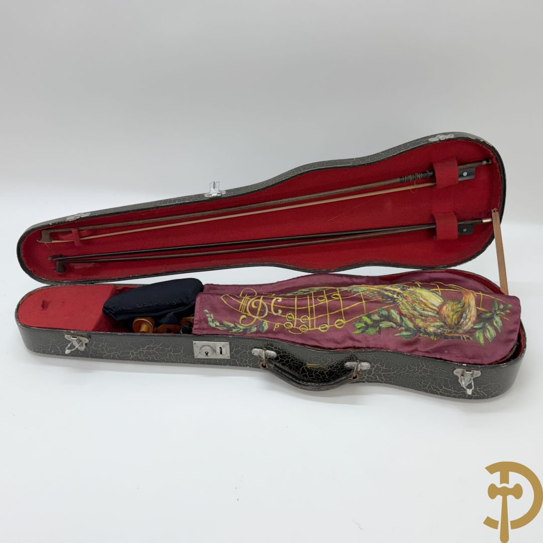 Oude viool, Caspar Da Salo N. Brescia getekend binnenin