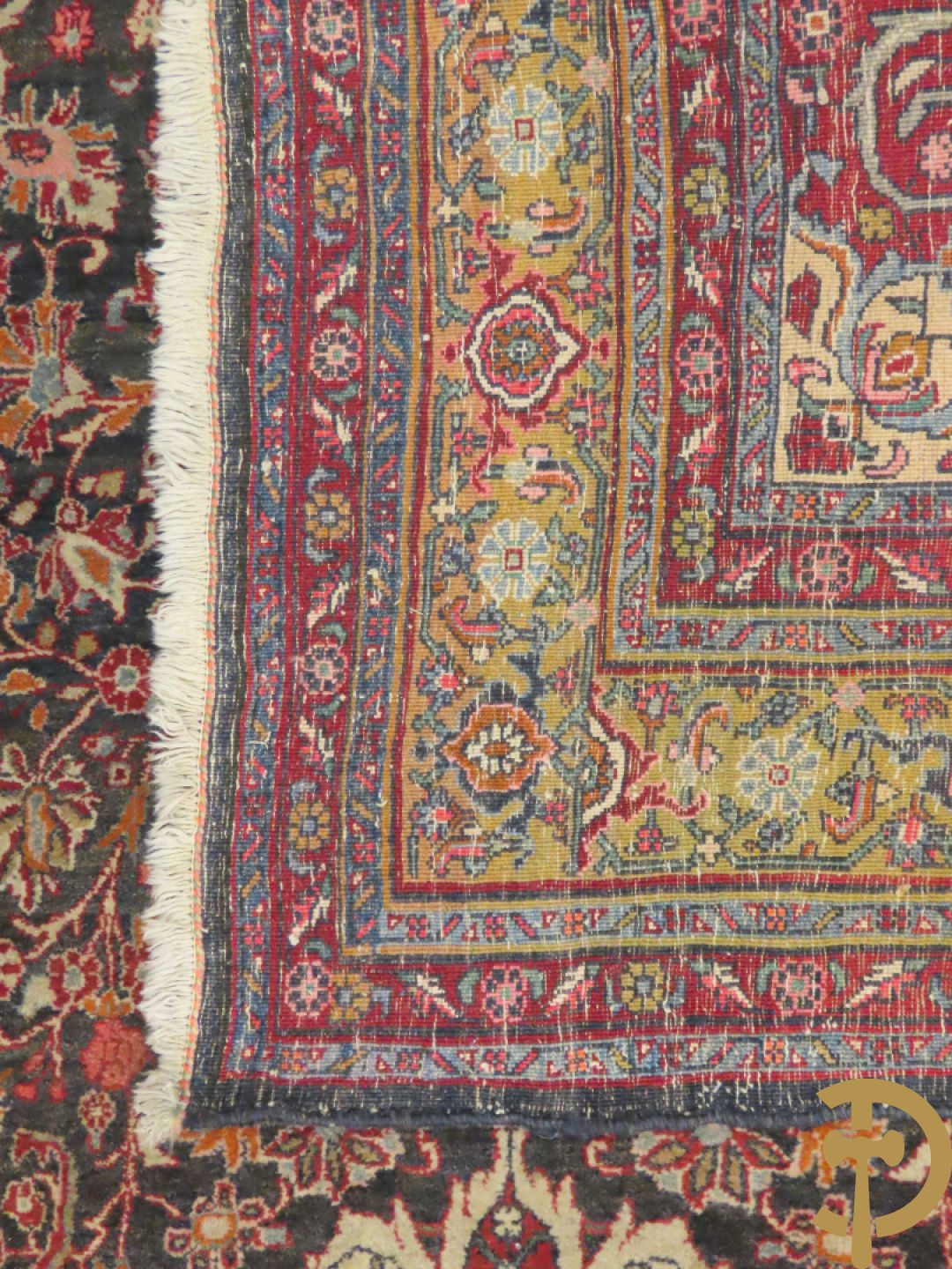 Oosters handgeknoopt tapijt Bidjar met centraal medaillon en bloemendecor