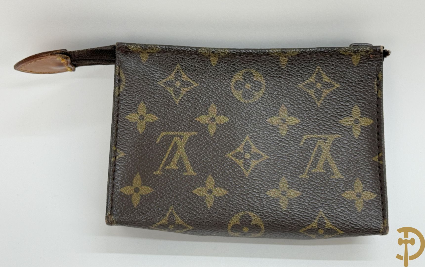 Grote en kleine toiletzak Louis Vuitton + agenda 2001  + portefeuille + tag + paraplu