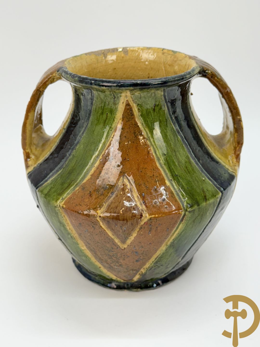 Drie Vlaams aardwerken vazen + Vlaams aardewerken tabakspot - VH gemonogrammeerd (Van Humskerk H.)