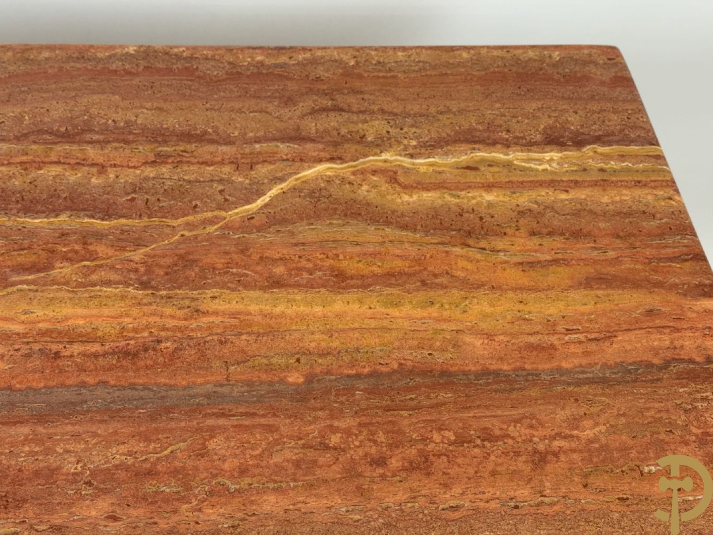 Geaderde marmeren Cassina tafel op 4 cilindervormige poten Mario Bellini