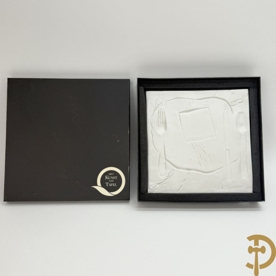 RAVEEL R. getekend - Porseleinen vierkante plakkette mes, vork, lepel
