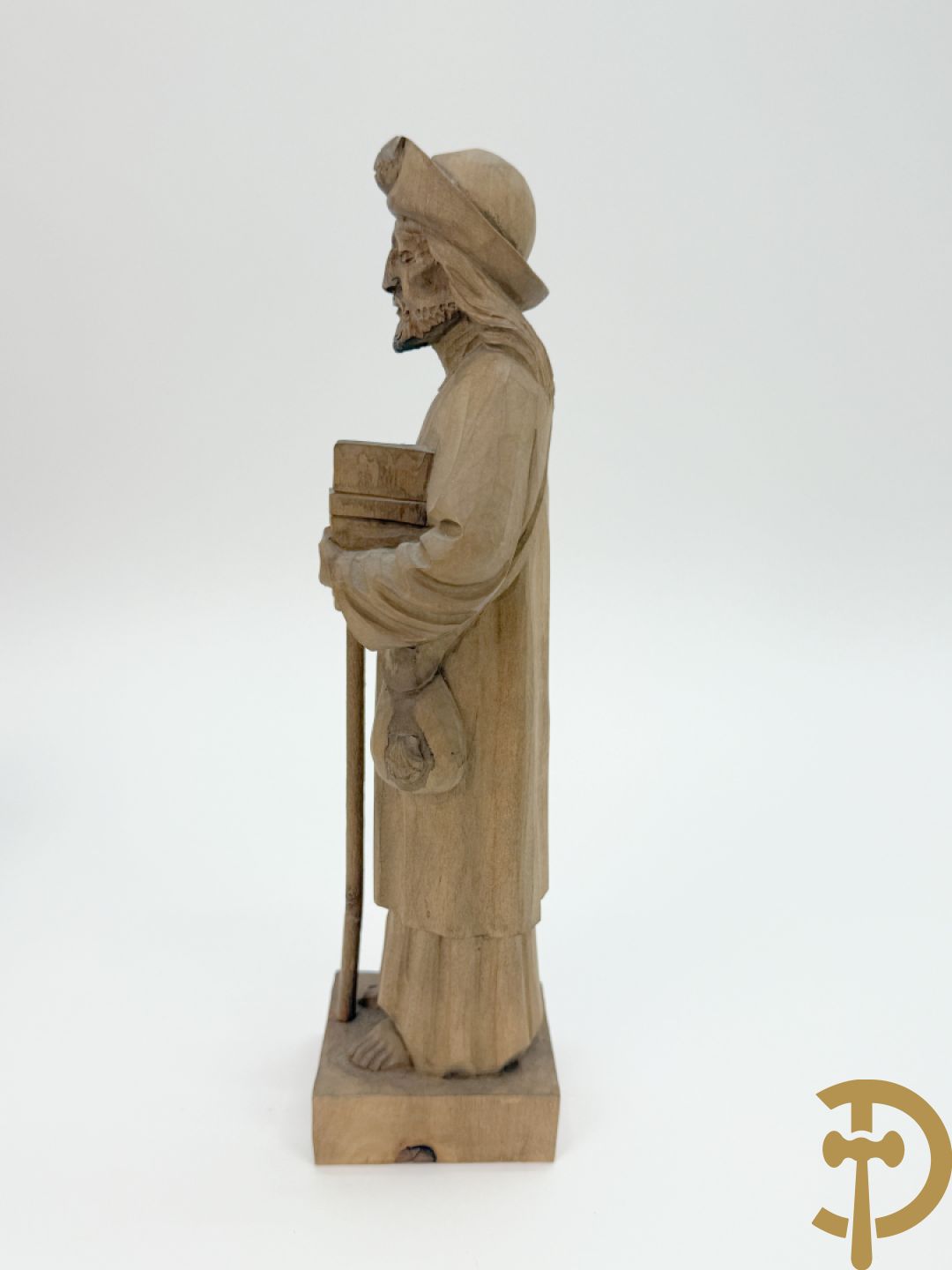 Gepolychromeerde houtsculptuur van Sint-Antonius met kind + gepolychromeerde houtgesculpteerde Madonna met kind + houtsculptuur van Sint-Jacob