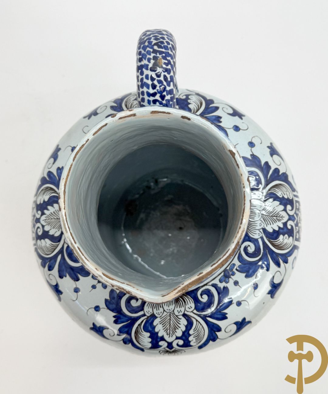 Schenkkan in Delftse faience, Sirop de rubarbe
