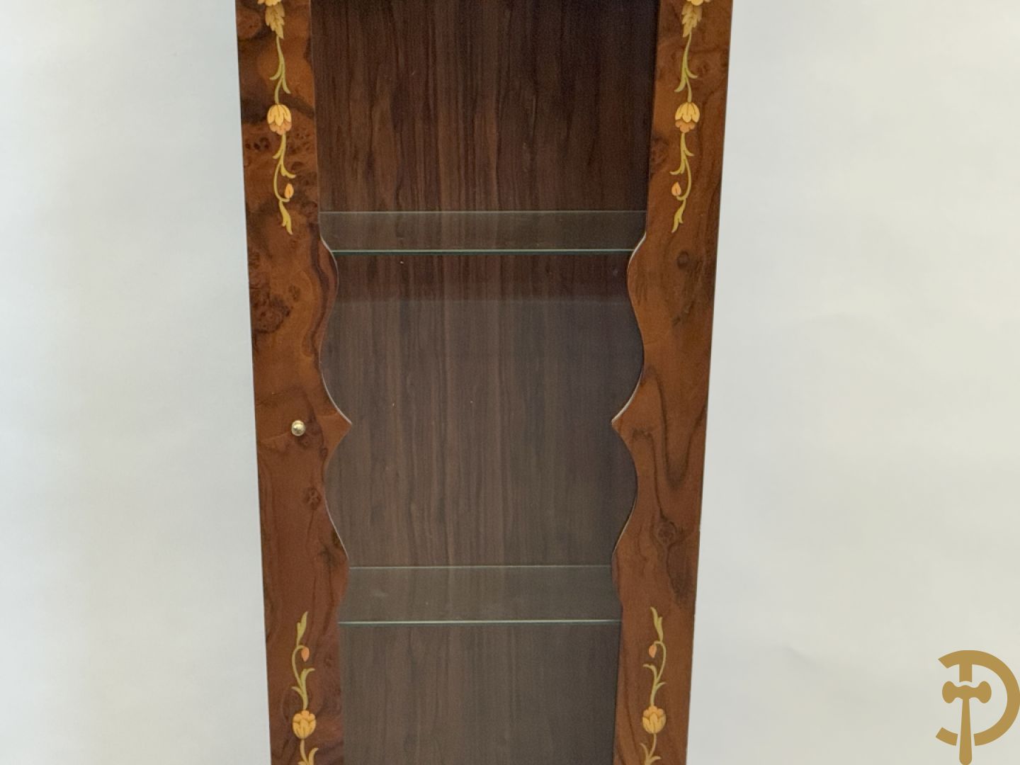 Notelaren sokkel met ingebouwde vitrine, marquetterie en bronsbelag