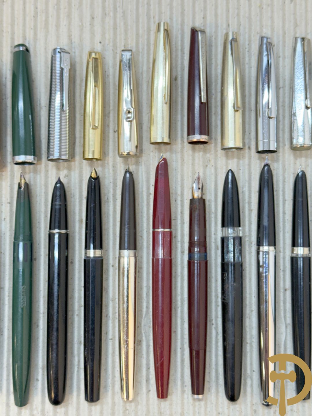 Vijftien oude vulpennen w.o. 4 uit de jaren 