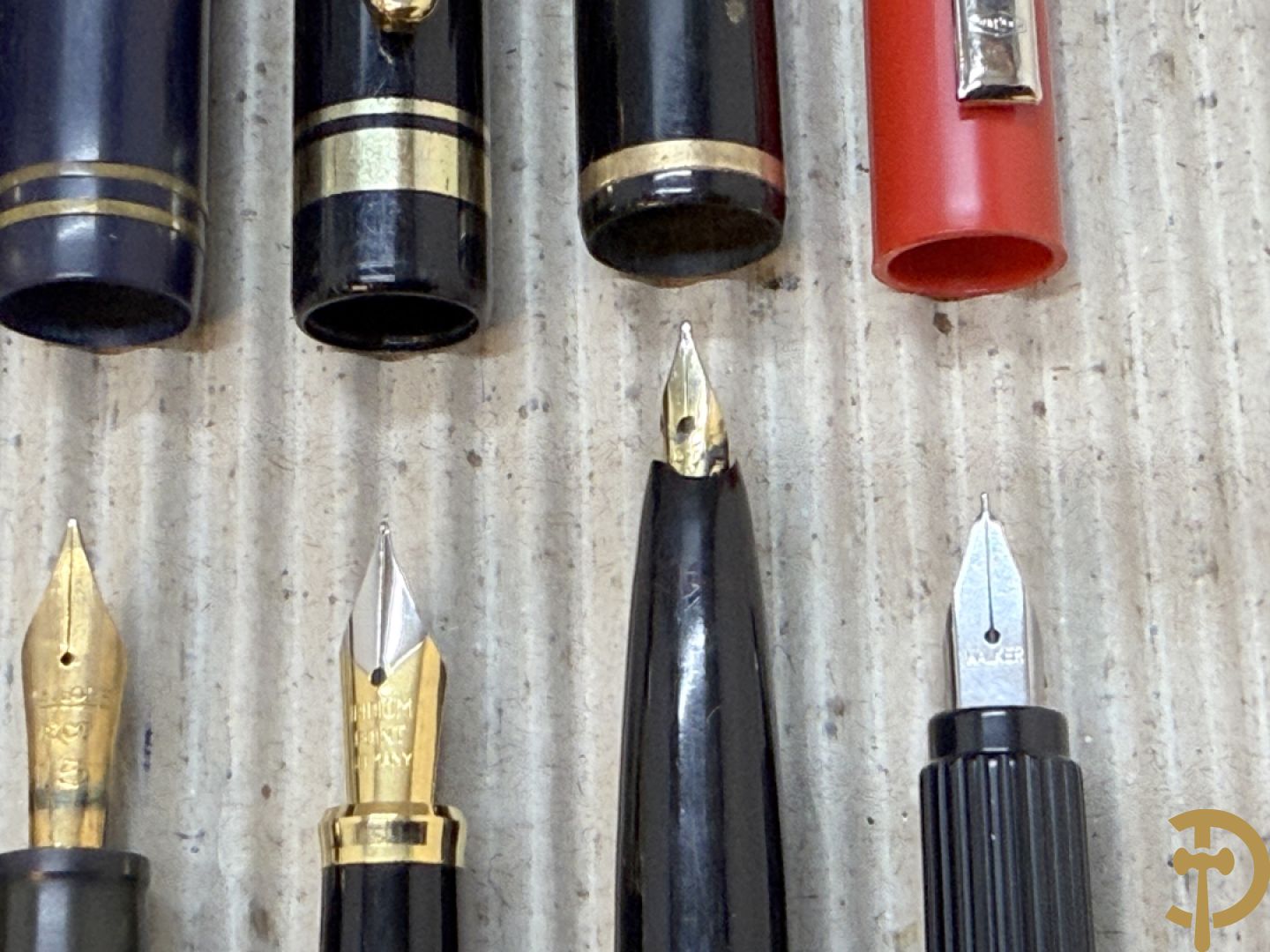 Vijftien oude vulpennen w.o. 5 uit de jaren 