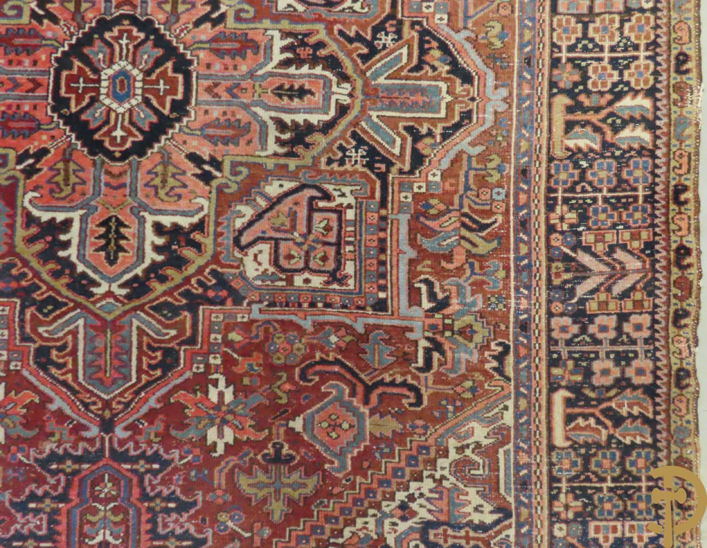 Antiek oosters handgeknoopt tapijt Heriz