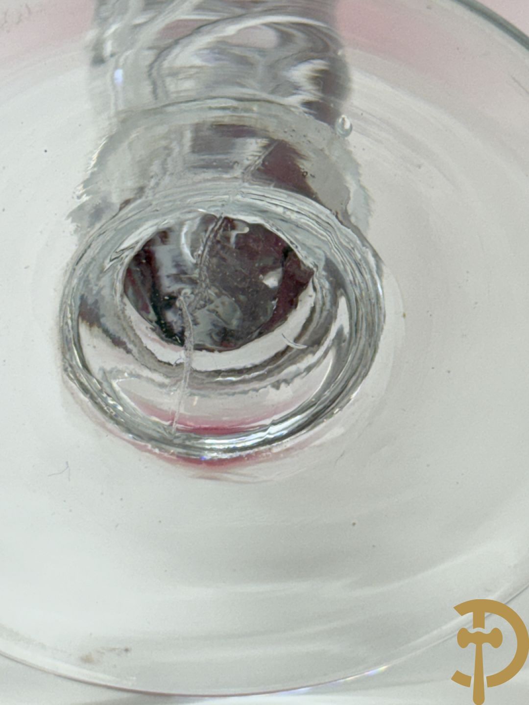 Roze mondgeblazen fluitvormige vaas + 2 Italiaanse getorste vazen