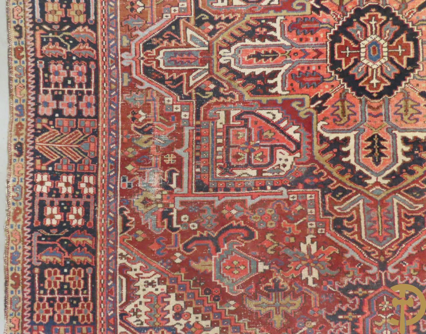 Antiek oosters handgeknoopt tapijt Heriz