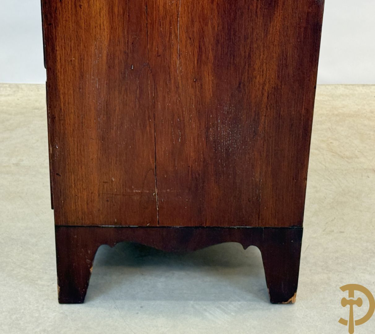 Mahoniehouten Engelse vijfladencommode